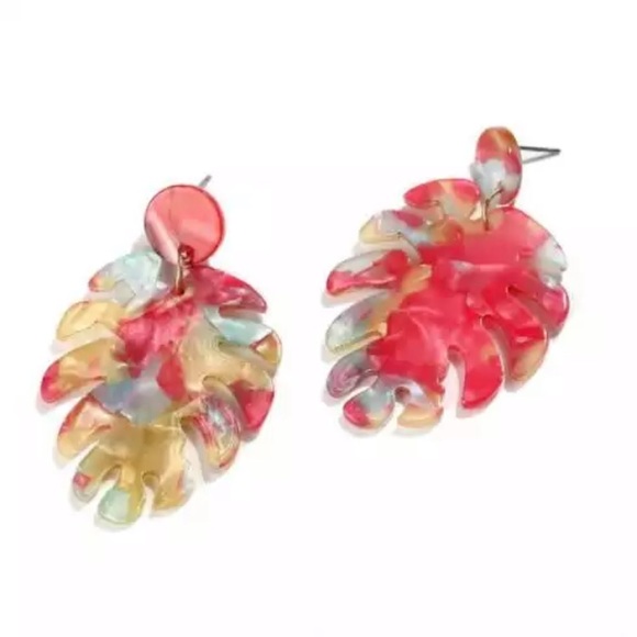 🔴𝟱/$𝟭𝟱🔴𝗖𝗟𝗘𝗔𝗥𝗔𝗡𝗖𝗘 Palm Earrings NEW - Picture 5 of 10